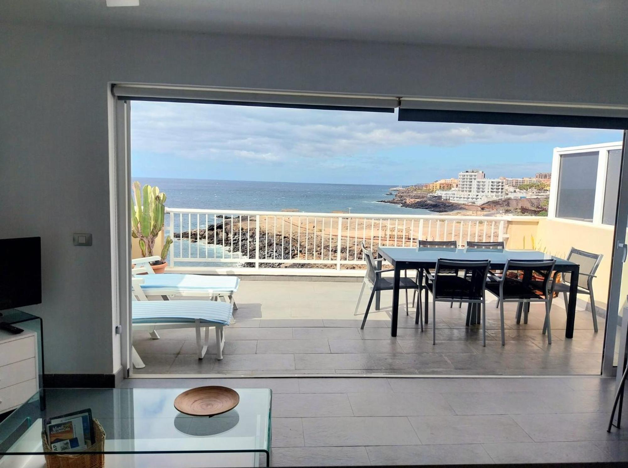 Atico Frente Mar Apartment Los Abrigos Luaran gambar